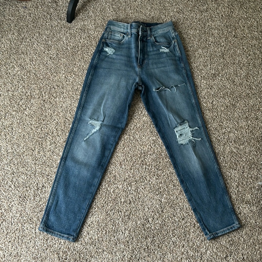 Arizona Highest Rise Mom Jeans- Women’s 5